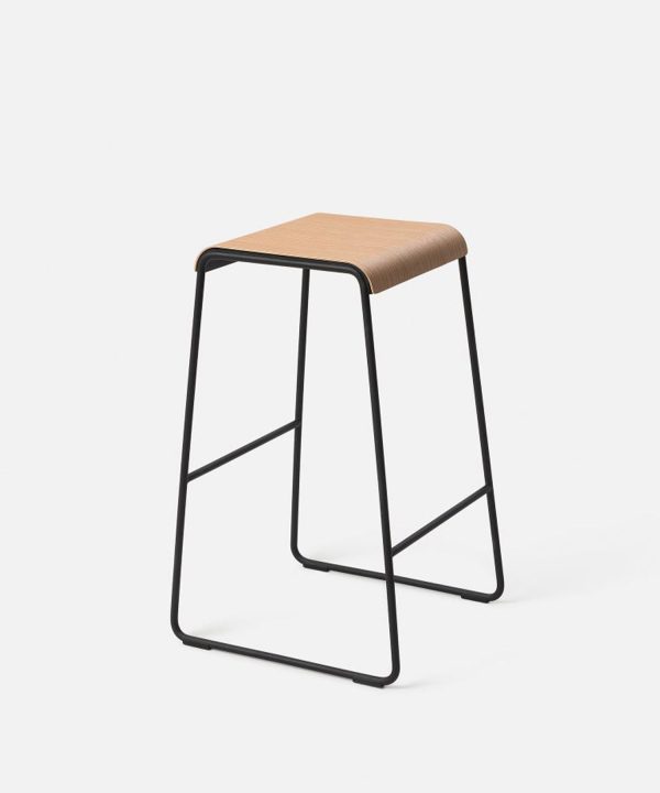S2 Stool 64.5cm - Black/Oak Finishline