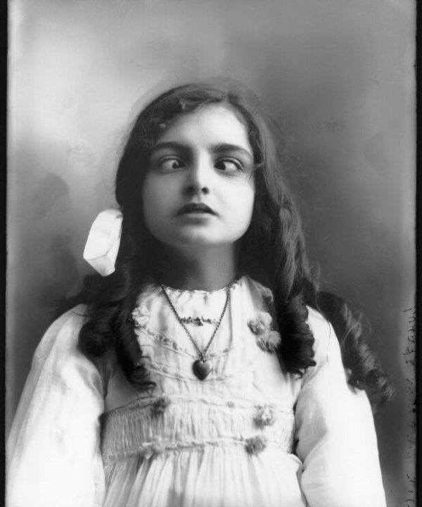 Dorothy Wickes Portrait Print Clearance Geniue Stockist