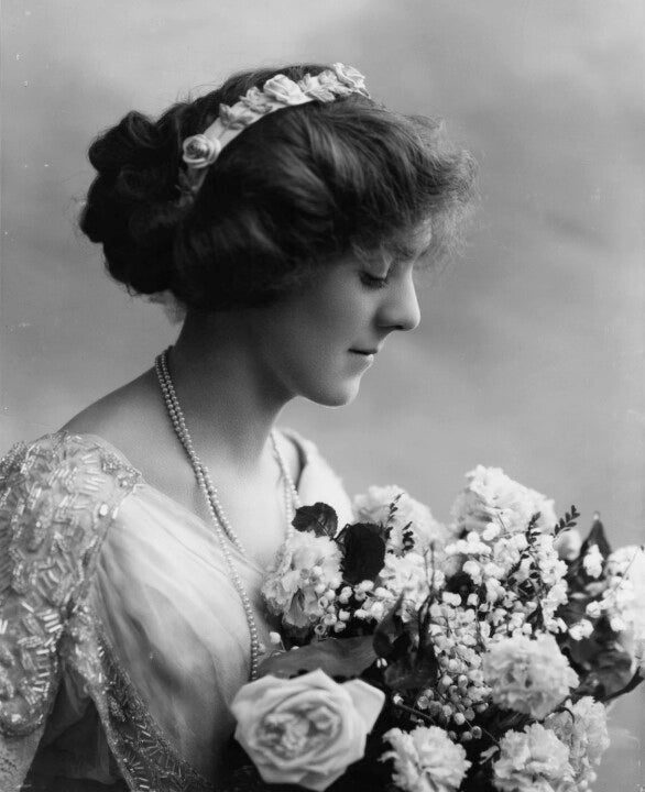Dame (Esmerelda) Cicely Courtneidge Portrait Print Cheap Best Place