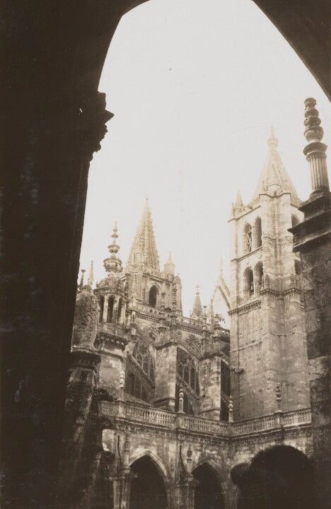 León, Spain Portrait Print Fast Delivery Cheap Online