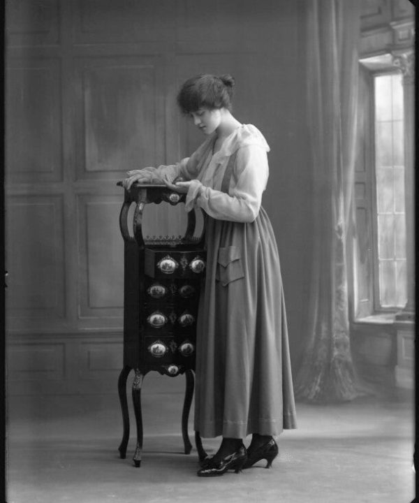 Doris Lytton Portrait Print Visit