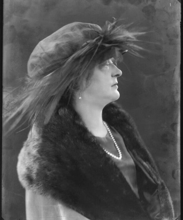 Alice (née Stevens), Lady Wright Portrait Print Cheap Sale Supply