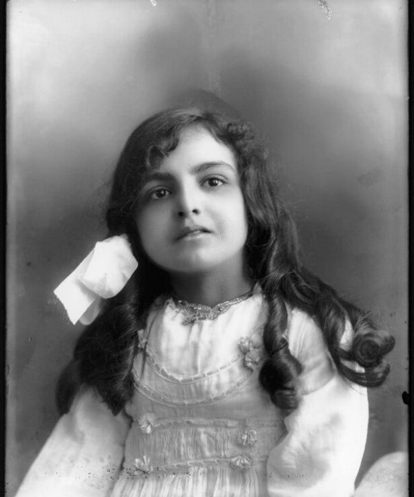 Dorothy Wickes Portrait Print Cheap Official