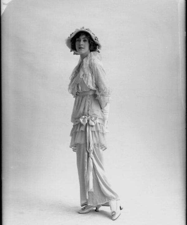 Dame (Esmerelda) Cicely Courtneidge Portrait Print Best Place