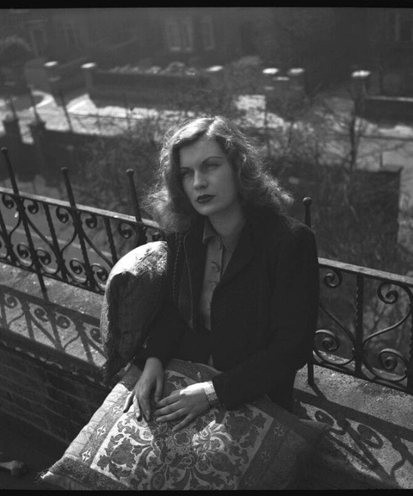 Lorenza ('Lulu') Harris Portrait Print Wholesale Pice