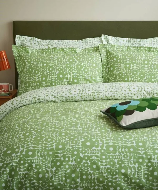 Criss Cross Stem Bedding Set in basil green
