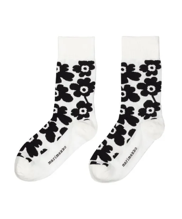 Kirmailla Unikko Socks in black, white