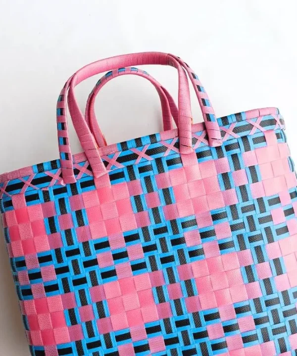 Medium Market Basket in pink/red